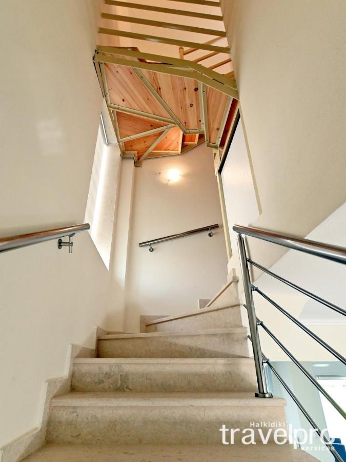 Villa Iris By Rentalspro Services - Agios Mamas Beach Bagian luar foto