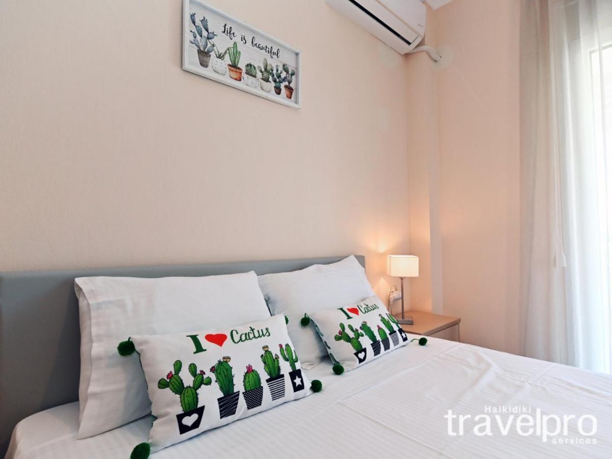 Villa Iris By Rentalspro Services - Agios Mamas Beach Bagian luar foto